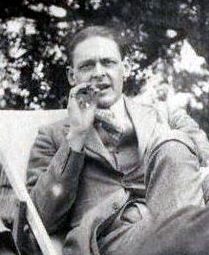 T.S._Eliot,_1923