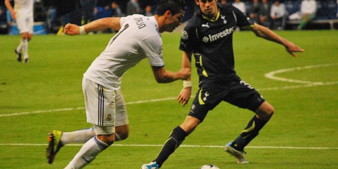 800px-Cristiano_Ronaldo_Real_Madrid_Gareth_Bale_Tottenham