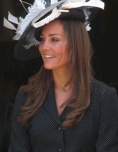 464px-Kate_Middleton_at_the_Garter_Procession_2008