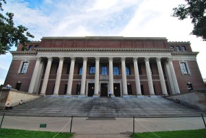 800px-Widener_library_2009