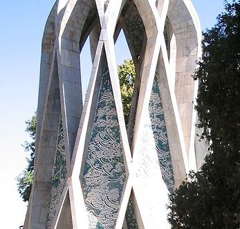 347px-Khayam