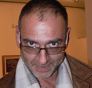 509px-Lyuben-Dilov-Jr-20101104