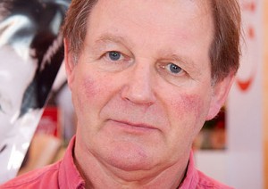 399px-Michael_Morpurgo_20090315_Salon_du_livre_1