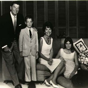 Reagan_family_1967