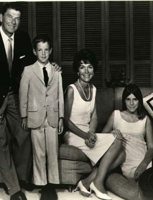 Reagan_family_1967
