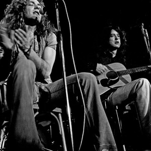 800px-Led_Zeppelin_acoustic_1973