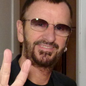 Ringo_Starr_and_a_fan_backstage_in_Hamburg,_July_2011a