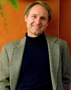 428px-Dan_Brown_bookjacket_cropped