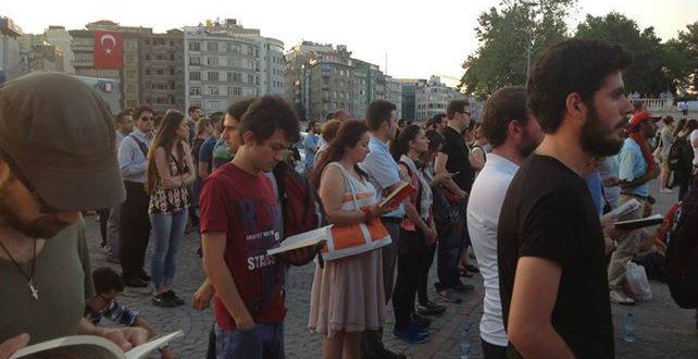 713_514271058628815_524894136_n