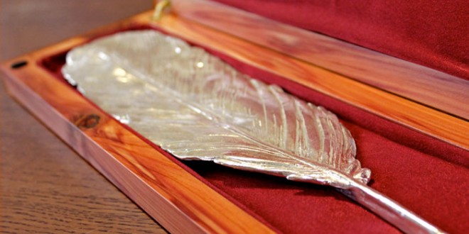 feather-box-1