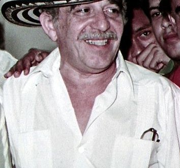 354px-Gabriel_Garcia_Marquez_1984