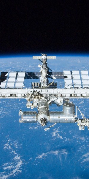 International_Space_Station_after_undocking_of_STS-132