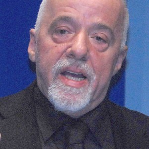 375px-Paulo_Coelho_30102007