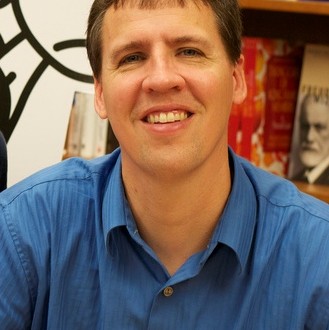 Jeff_Kinney_Book_Signing,_November_2011_(1)