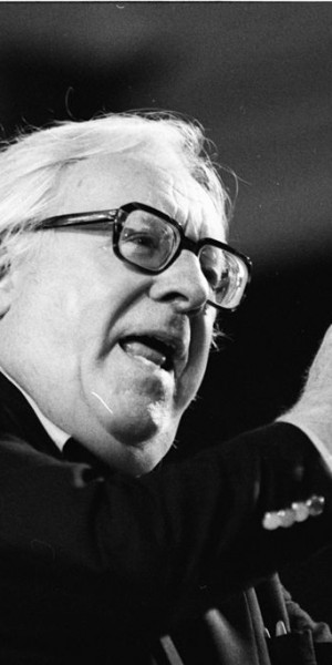 1024px-Ray_Bradbury