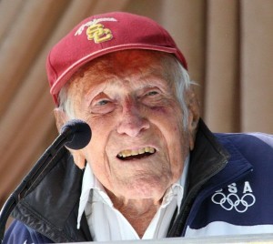 Louis_Zamperini_at_announcement_of_2015_Tournament_of_Roses_Grand_Marshal-300x268