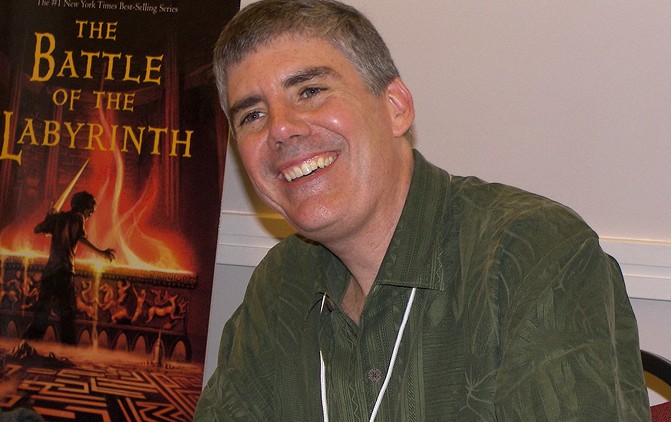 Rick_riordan_2007