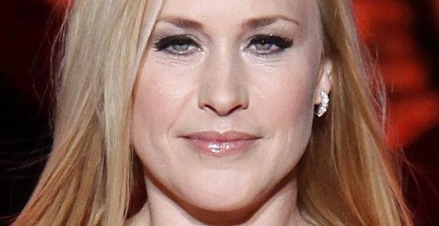 Patricia_Arquette_at_Heart_Truth_2009_(cropped_2)