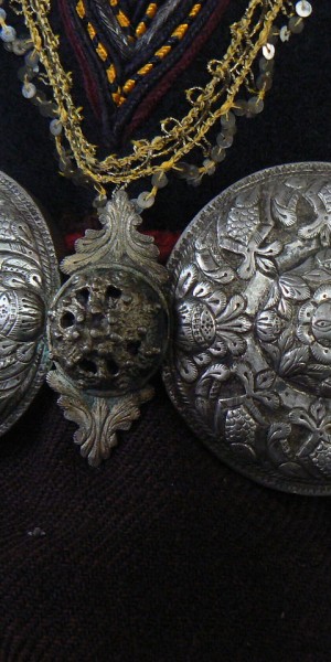 1280px-Radilovo-museum-belt-buckles