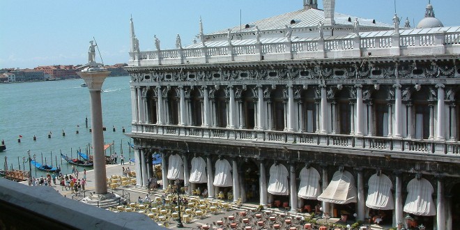 1280px-Venice,_Libreria_Marciana