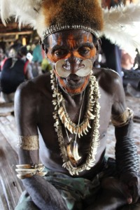 Asmat photo Carl Hoffman 4 (1)-2