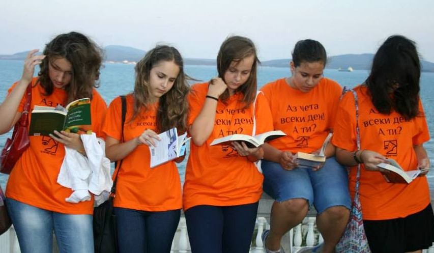 flahsbook-853x497