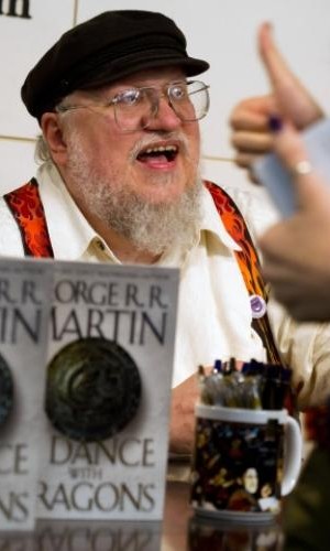 george-rr-martin-book-signing