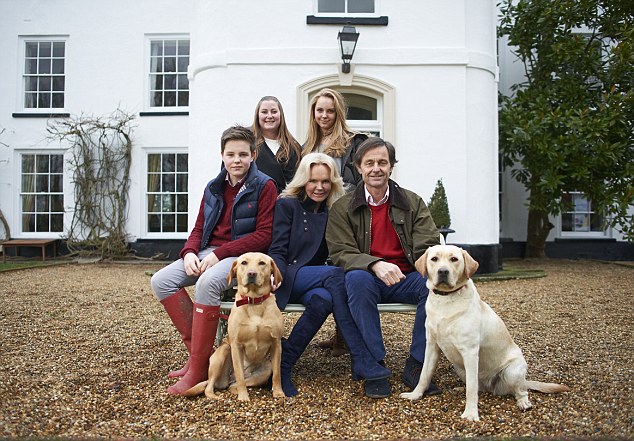 2515DD7000000578-0-image-a-34_1426163555603