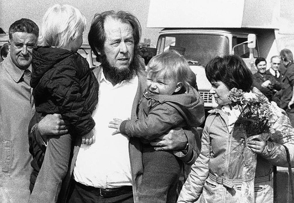 Nataliya-Solzhenicyna-za-chto-lyubyat-i-za-chto-nenavidyat-Aleksandra-Isaevicha40-1024x708