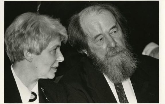Nataliya-Solzhenicyna-za-chto-lyubyat-i-za-chto-nenavidyat-Aleksandra-Isaevicha41-e1544470665263