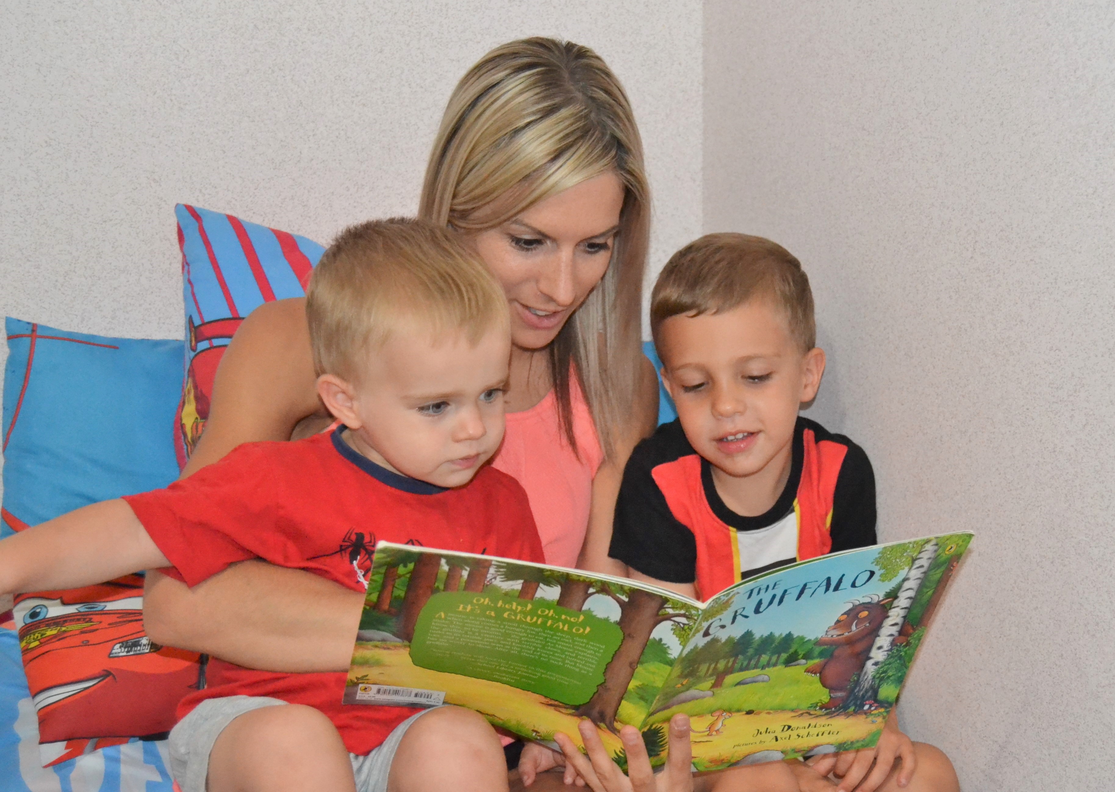 bedtime-stories-bilingual-kids-2
