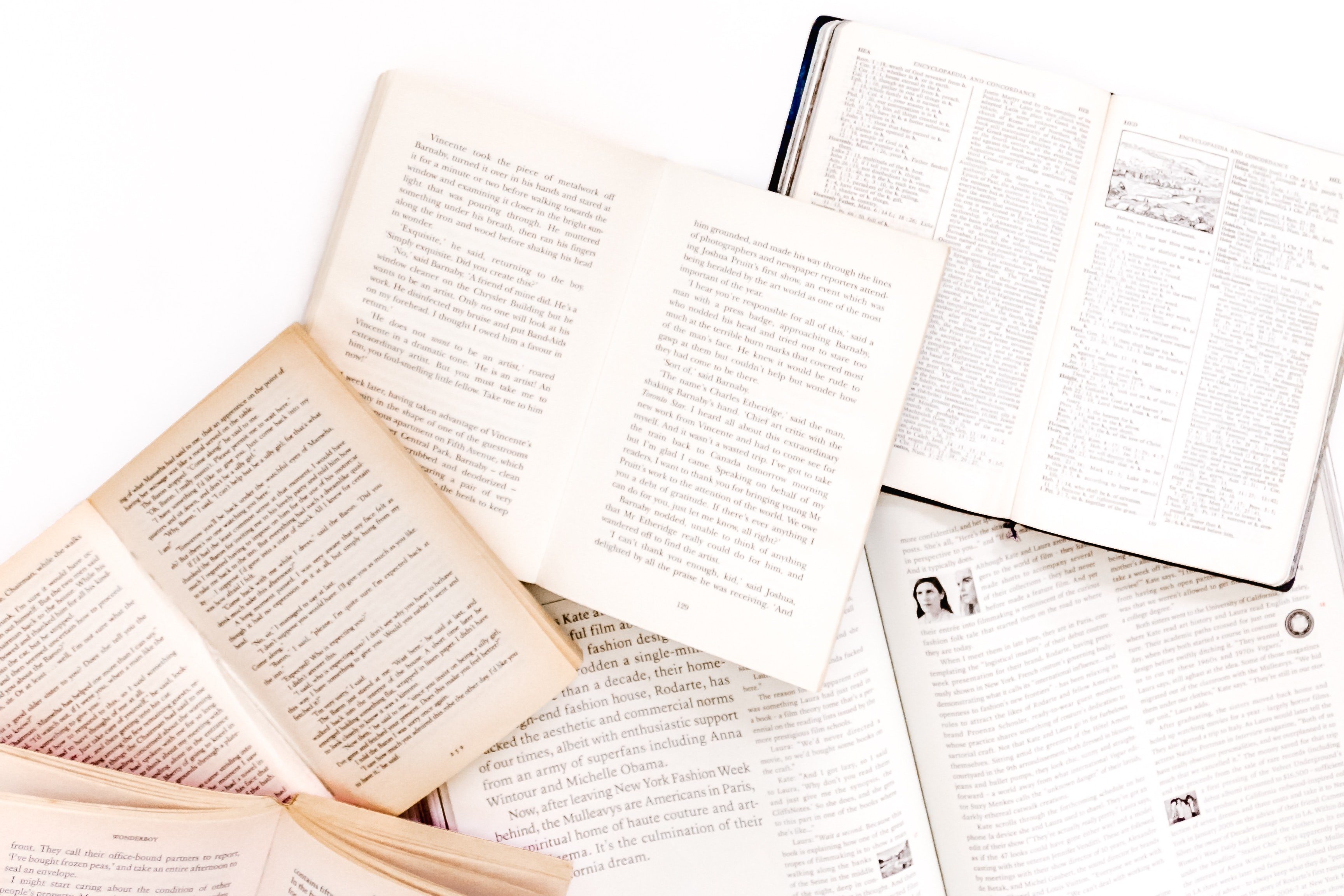 nicole-honeywill-DgQf1dUKUTM-unsplash