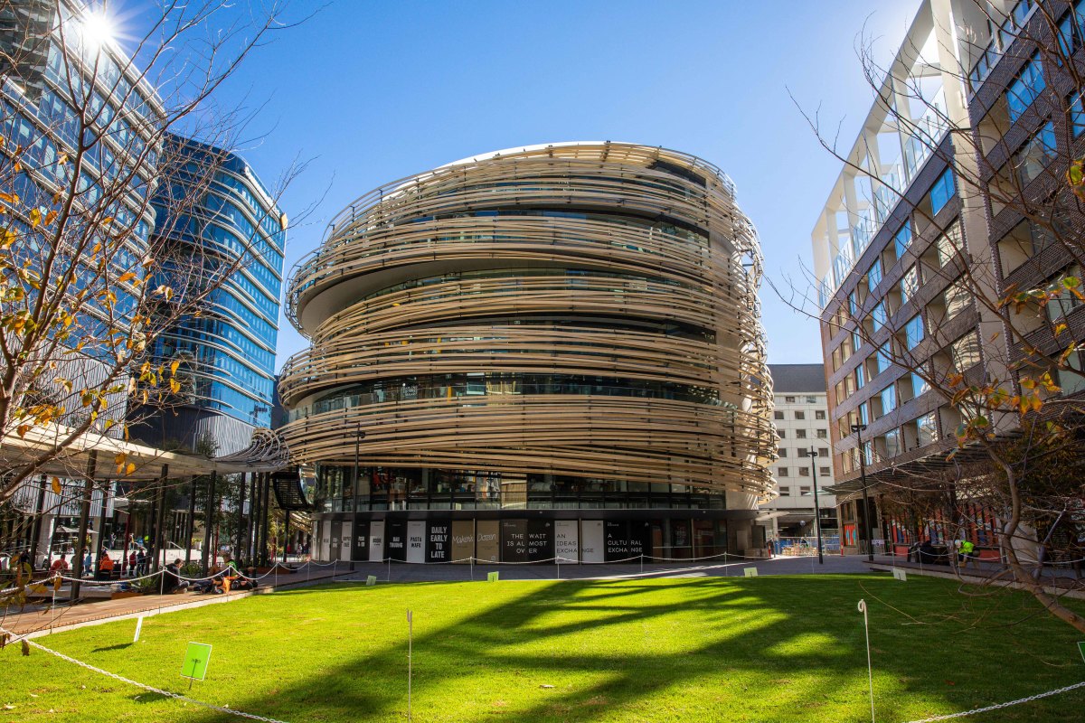 15091KG-DarlingSquareLibrary-12__1_