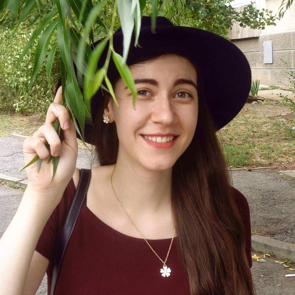 received_2430776226959719