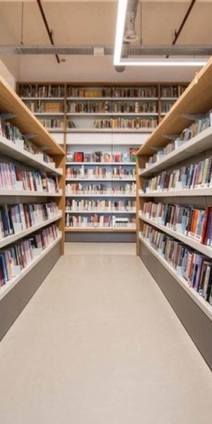 boek-ruim-39-jaar-te-laat-teruggebracht-bij-bibliotheek-in-groesbeek