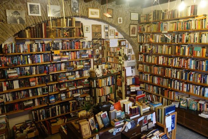open-door_bookshop_english_rome