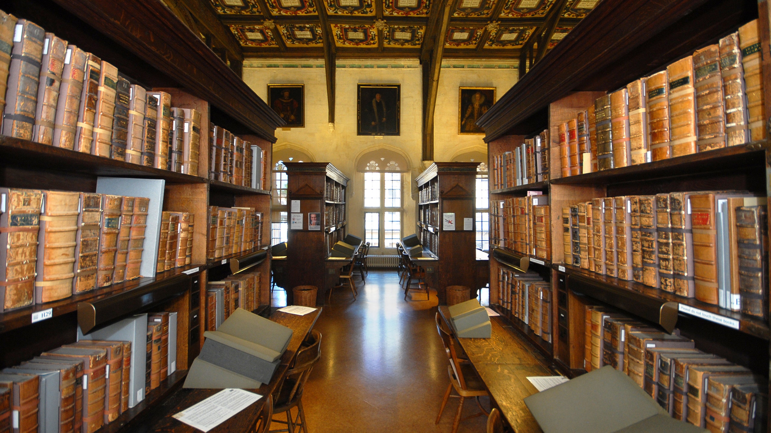 Bodleian-Library__2018_Duke-Humfrey's-Library,-credit-Greg-Smolonski,-copyright-Bodleian-Libraries,-University-of-Oxford