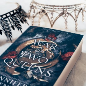 The-War-of-Two-Queens-by-jennifer-l-armentrout-heroimagejpg