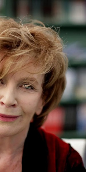 Edna-OBrien-2009-ezgif.com-webp-to-jpg-converter