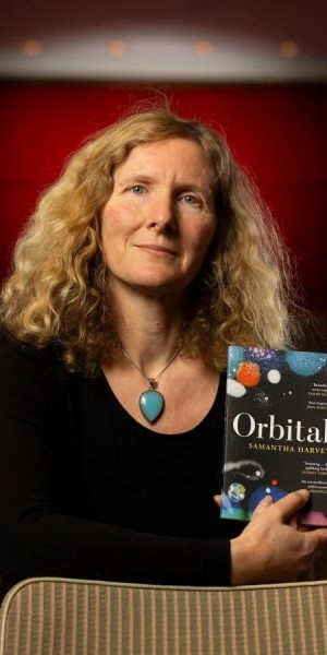 BOOKERPRIZEREADING-71-ezgif.com-webp-to-jpg-converter